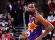 孙铭徽复出首秀出彩，阿森纳主场鏖战菲尼克斯太阳，豪取20连胜的简单介绍