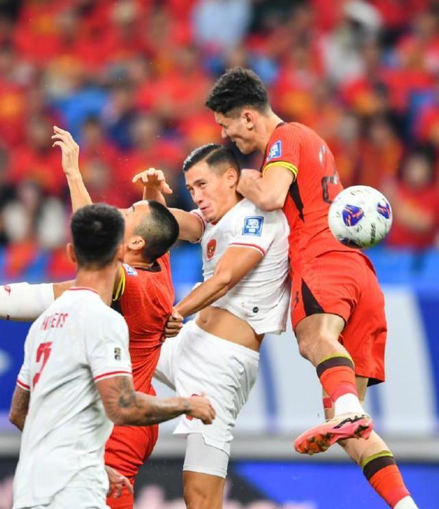 连胜终结！韩国队足球赛事中意外逆转获胜