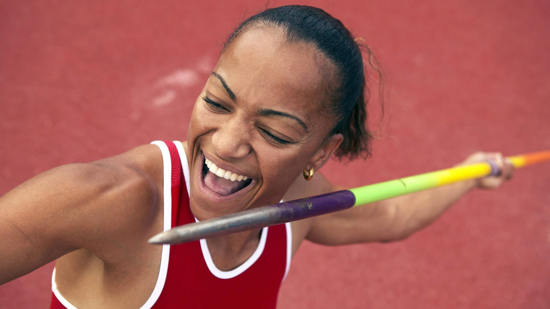 包含TheShy重返赛场,险胜首场状态出色,巴塞罗那观众沸腾!赛场气氛高涨的词条